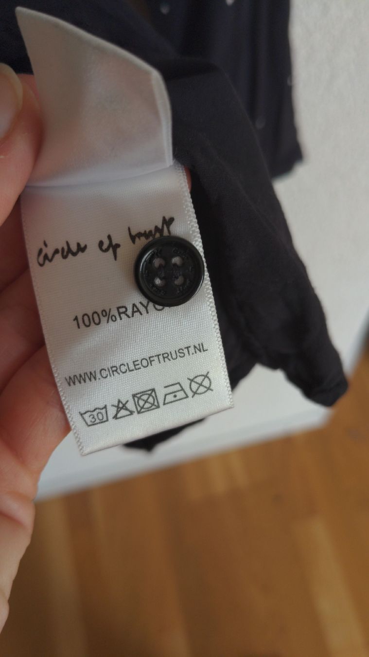 Blusen: Bluse dunkelblau "Circle of trust" gr.S – Gebraucht aus Sutz von Rawypp 5