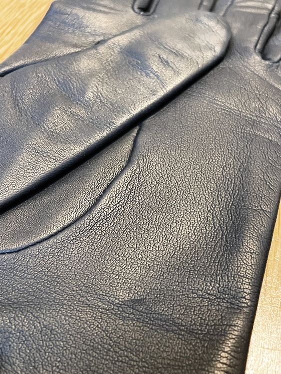 Gants & mitaines : Lederhandschuhe Dent's Felicity, Schwarz, Grösse 8, Seide – D'occasion à Adliswil par Ch_Mei 5
