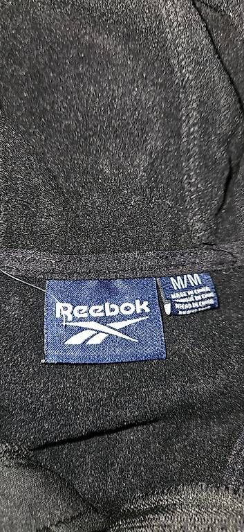 Giacche: Reebok Kapuzenjacke schwarz – Usato da wängi venduto da haa_6pqc 1