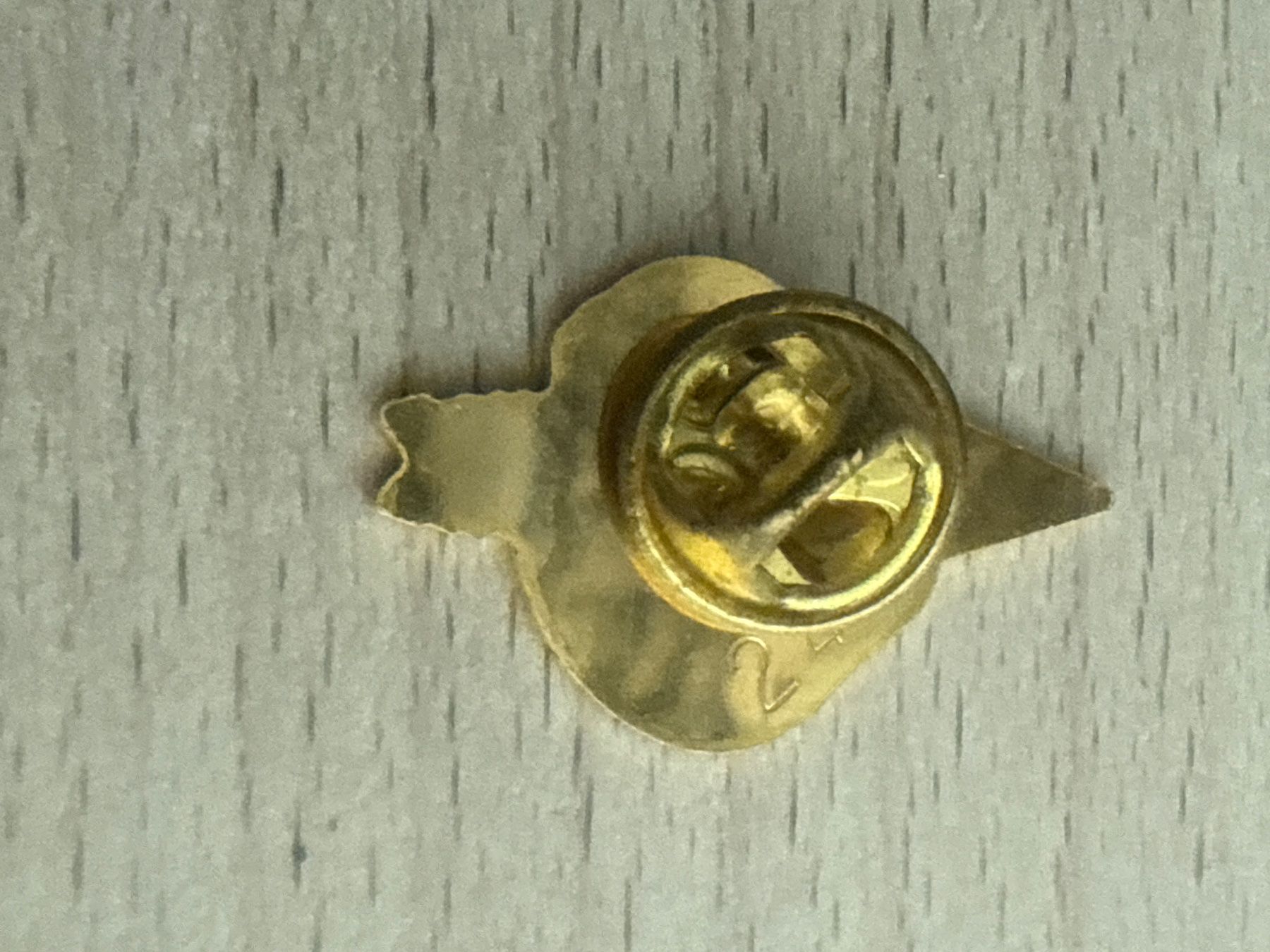 Placchette & Badge: Pin  Restaurant zum Tell – Usato da Glattbrugg venduto da Schweigmatt 1