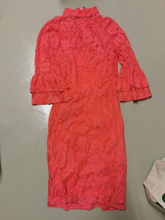 Sommerliches Spitzenkleid von Paper Dolls, Gr. 36