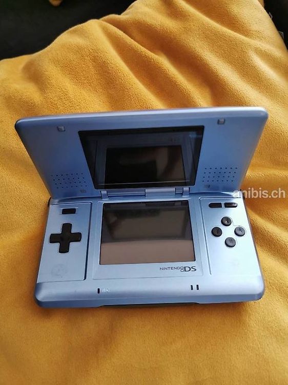Nintendo DS + Super Mario World 2 & Léa Passion (Gebraucht) in Denges ...