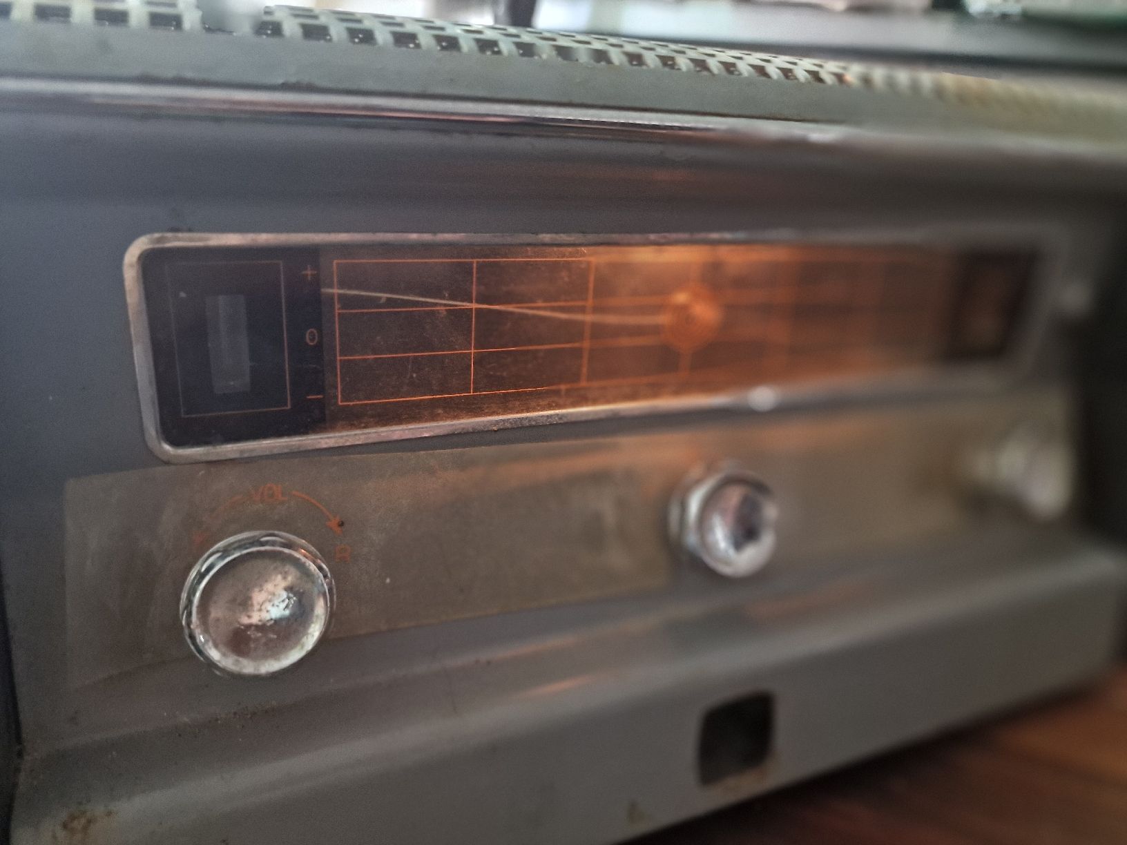 Amplificatori: amplifier AG 9006 ancienne a valvule – Difettoso da La Chaux-de-Fonds venduto da Ric_m628