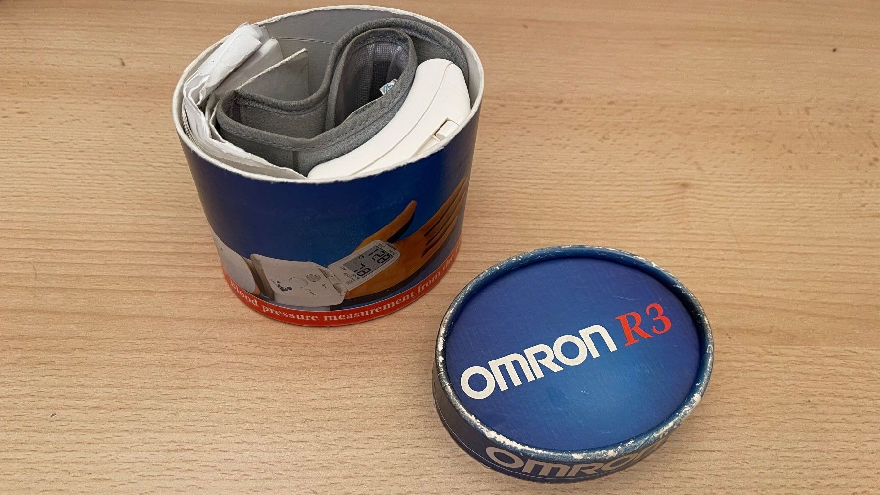 Omron Messen: Tonometer OMRON R3 /NP120CHF wie neu – Neu (gemäss Beschreibung) aus Kölliken von Hap-7 8