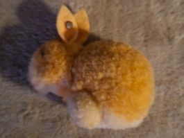 Süsses sehr altes, kleines Steiff Häschen aus Wolle ca. 1950