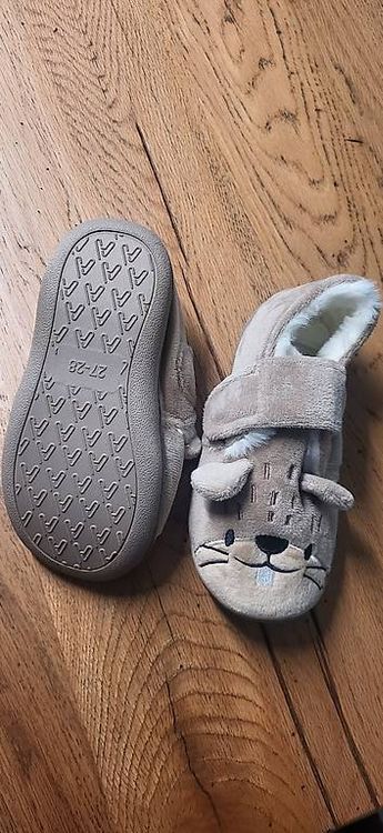 Chaussures garçon: Neue apollo Hausschuhe – D'occasion à Aarburg par vere86 1