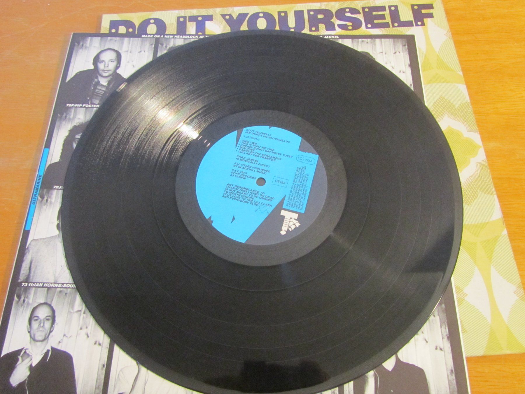Dischi in vinile: IAN DURY & the BLOCKHEADS:   Do It Yourself – Usato da Seengen venduto da mikelele 3