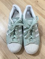 Adidas Superstar vert pastel, taille 38 - Très bon état