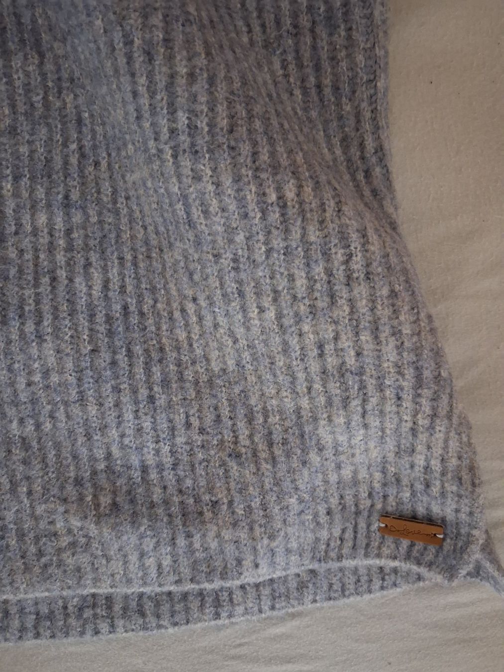 Pinko Camicette: PINKO Bluse XL und Pulli,warm – Usato da Wetzikon ZH venduto da med_2y76 6