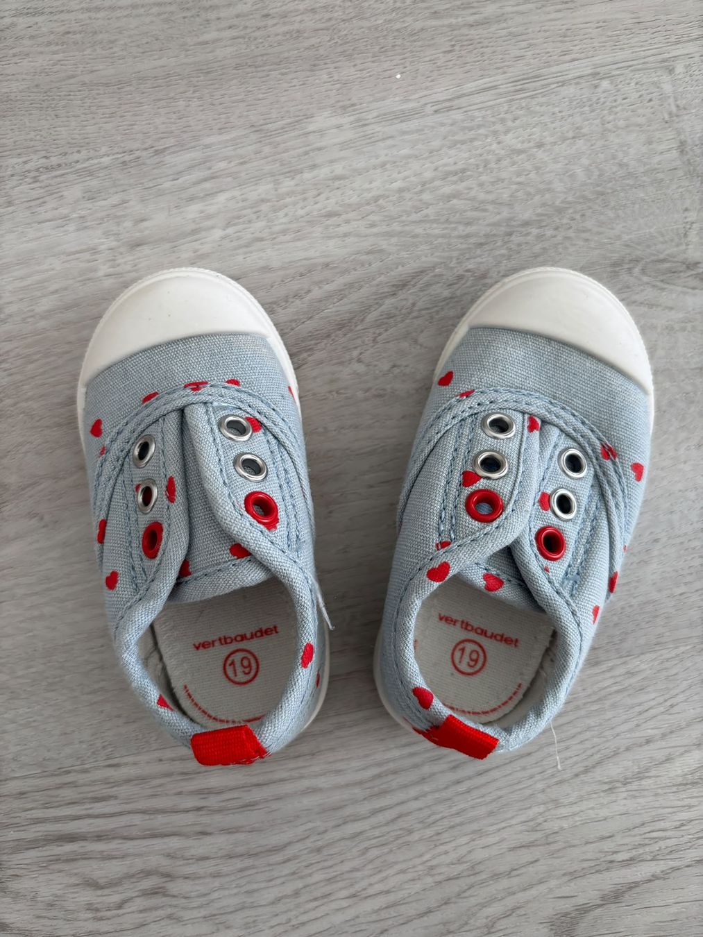 Scarpe per ragazzi: Kindersneakers Gr. 19 – Nuovo (secondo la descrizione) da Hochfelden venduto da rub_rnw5 1