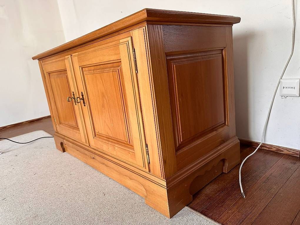 Meubles TV: Fernsehmöbel/Minibar Ausfahrbar – D'occasion à Kefikon ZH par wil_fj5l 3