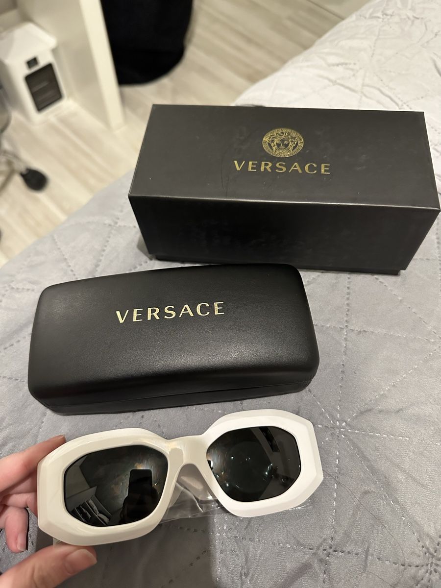 Versace Brillen & Gläser: Versace sunglasses – Neu und originalverpackt aus Tramelan von adi_n5lb