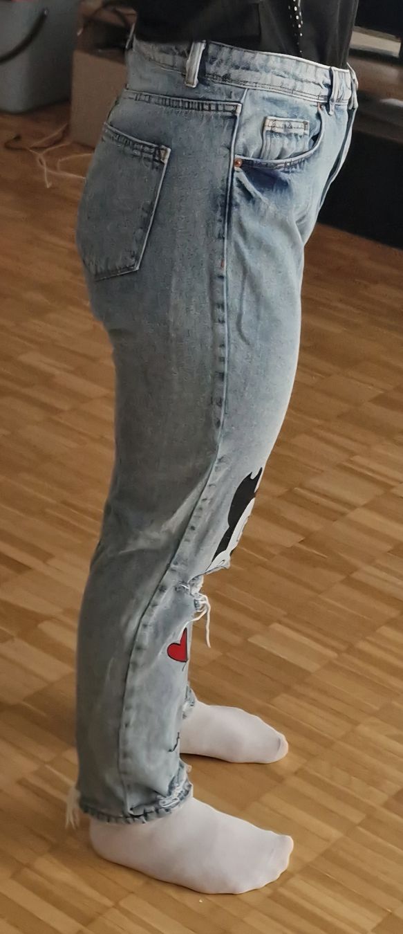 Jeans: Hose micky maus – Usato da Wil SG venduto da zeh_pck9 1