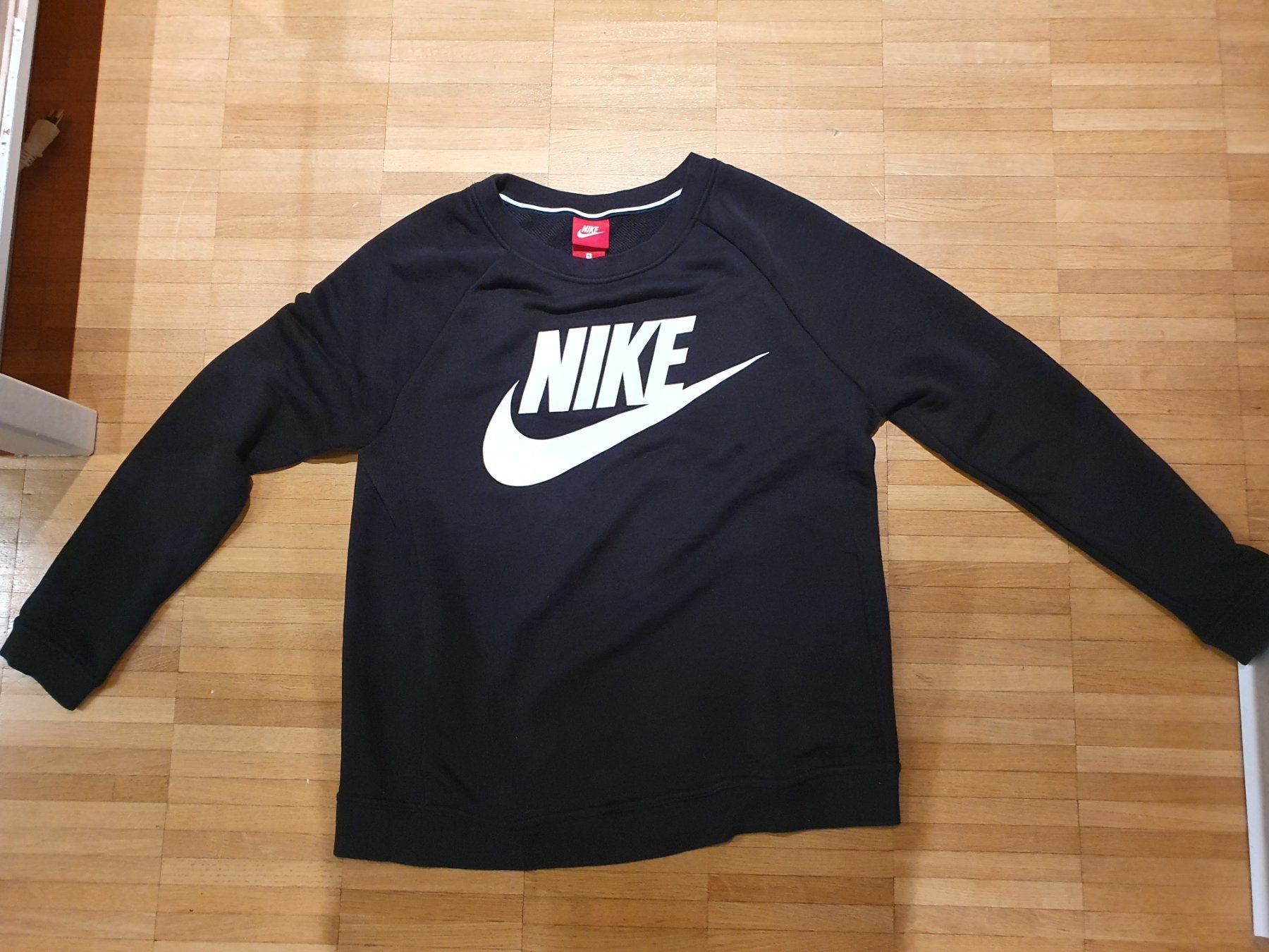 Nike Maglioni & Felpe: Nike Sweatshirt – Usato da Laufenburg venduto da may_r2st