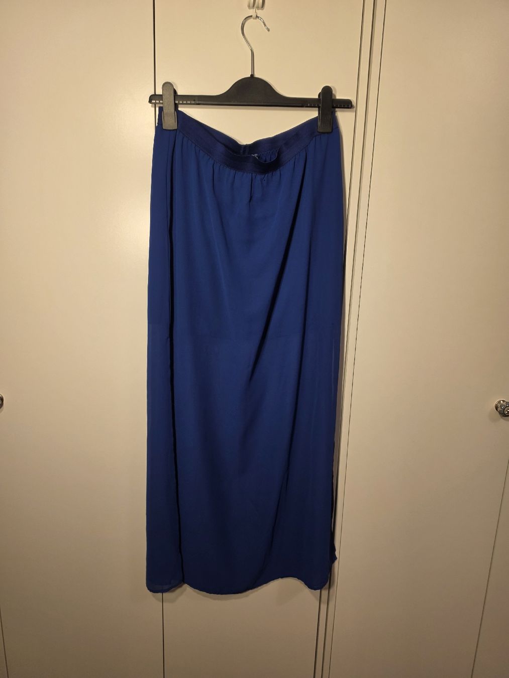 H&M Jupes: Maxirock H&M Divided blau Grösse 38 – D'occasion à Häfelfingen par carii