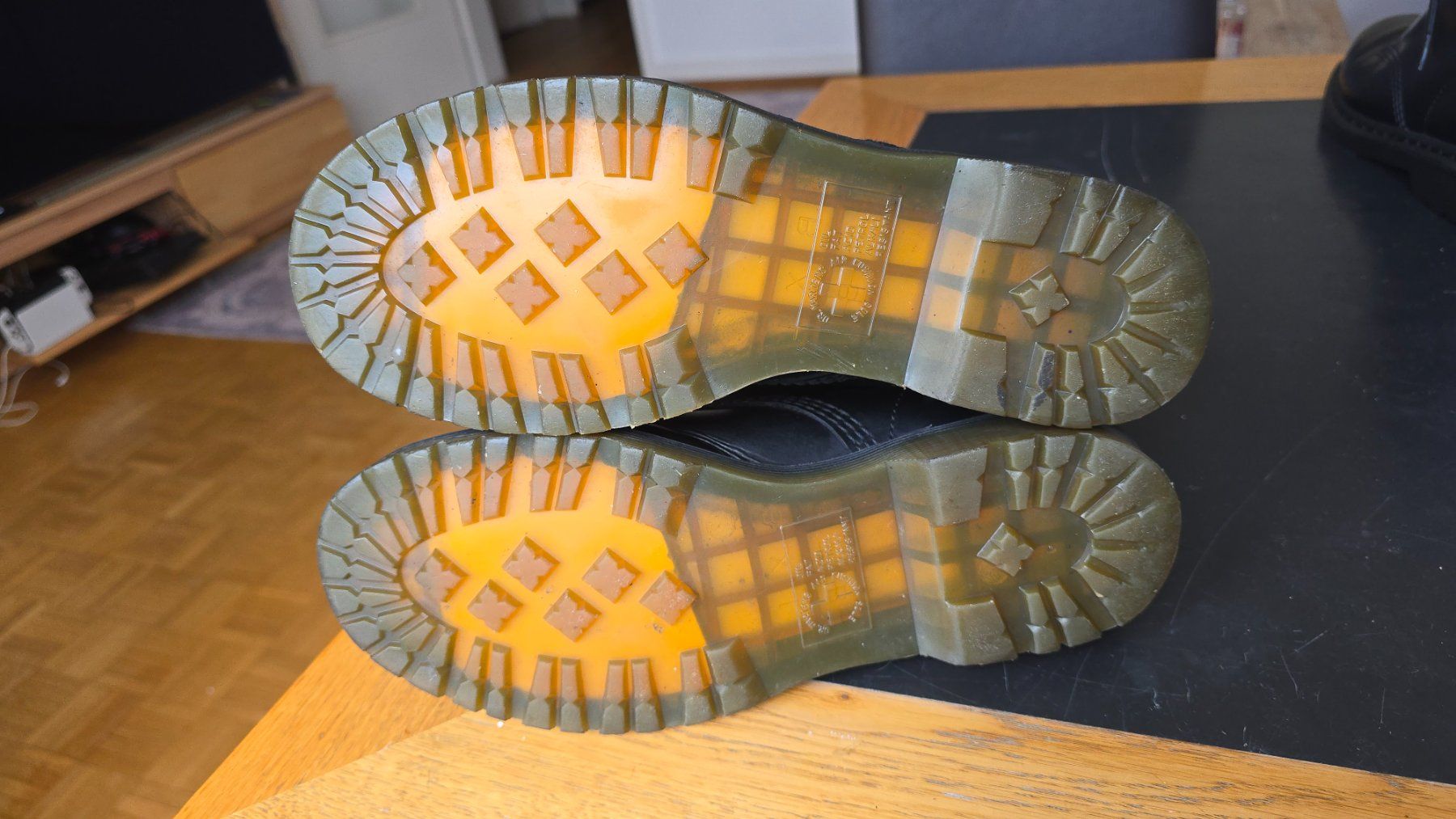 Dr. Martens Scarpe da donna: Doc martens  schuhe EU 41 – Usato da Wallisellen venduto da theblacksheep 2