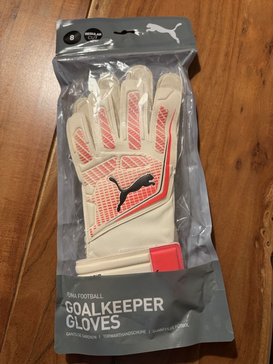 Puma Handschuhe & Handstulpen: Puma Torwarthandschuhe Regular Cut Grösse 8 – Neu und originalverpackt aus Dübendorf von CoJo