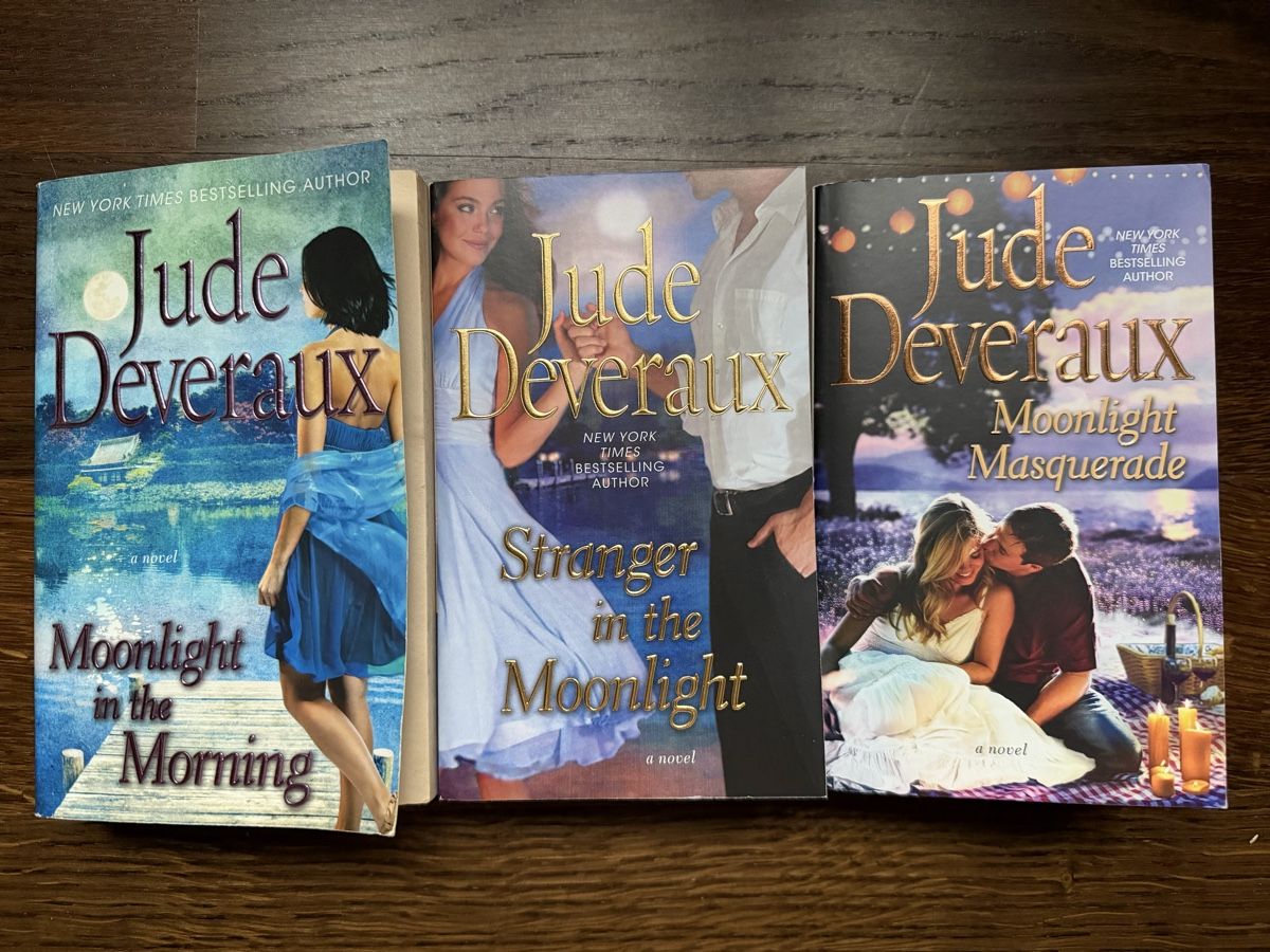 Libri: Jude Deveraux Moonlight Trilogy – 3 Romane – Usato da Sissach venduto da mck-22