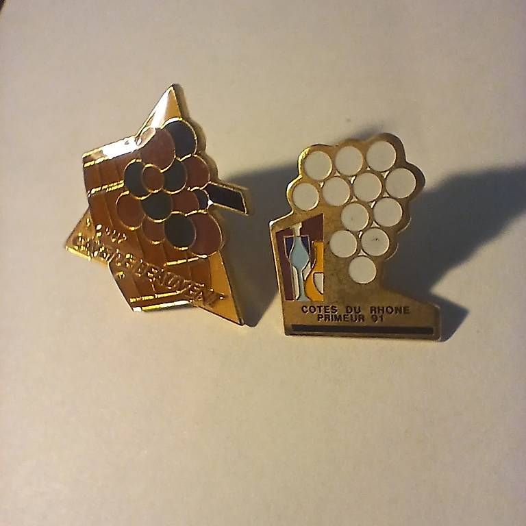 Spille & Fermagli: Lot de 6 pins divers - couleur dorée – Nuovo (secondo la descrizione) da Genève venduto da Aleksa_N 3