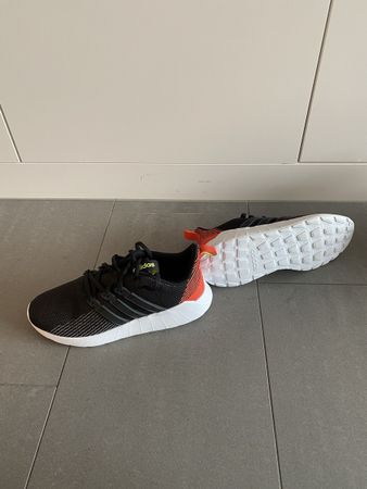 Adidas- Skechersschuhe