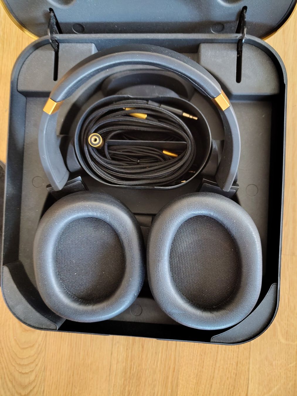 Akg Cuffie: AKG N90Q – Usato da Fribourg venduto da babadi48 2