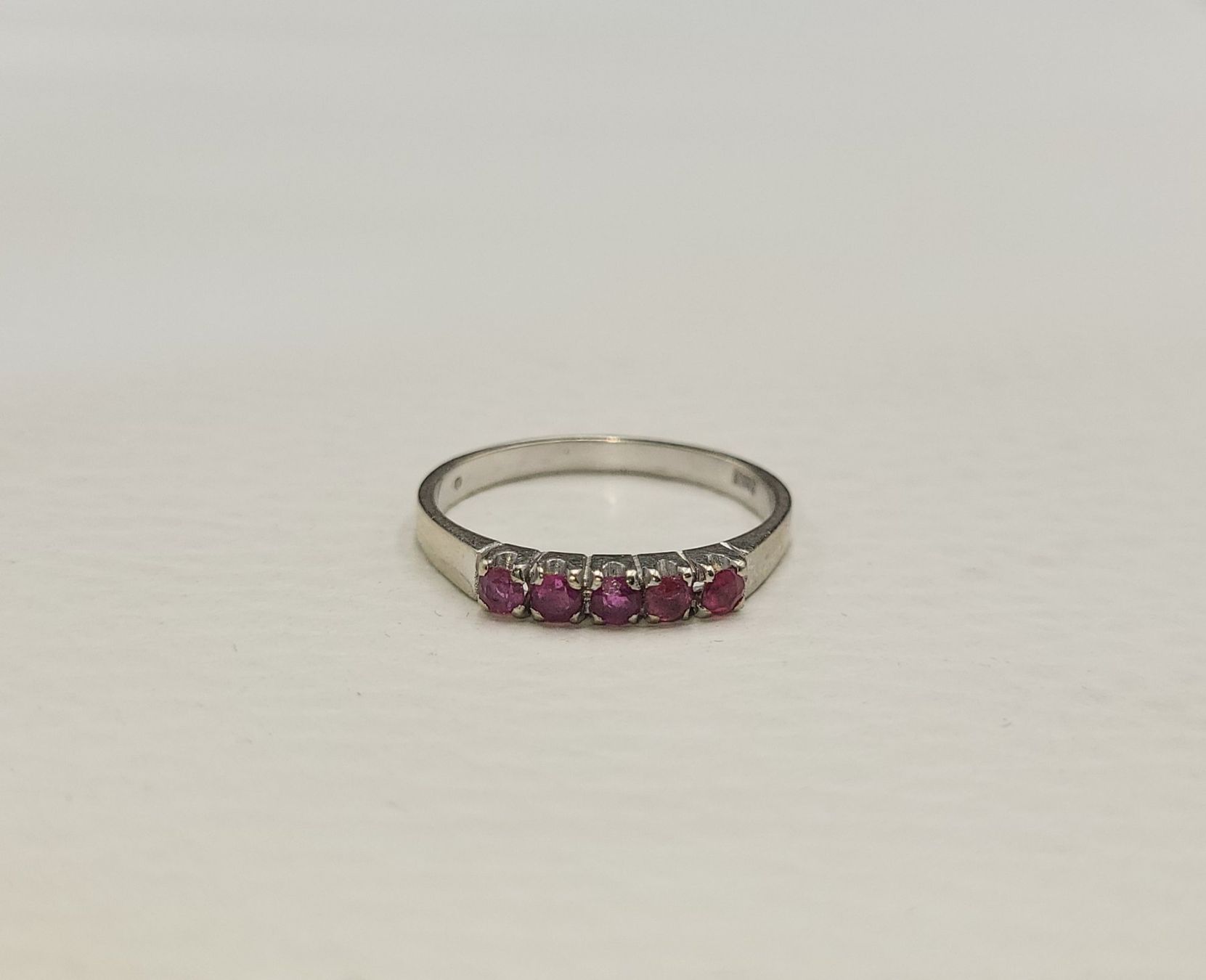 Anelli: 585 Weiss Gold Ring Mit Rubine – Usato da Wald ZH venduto da Dasilver 7