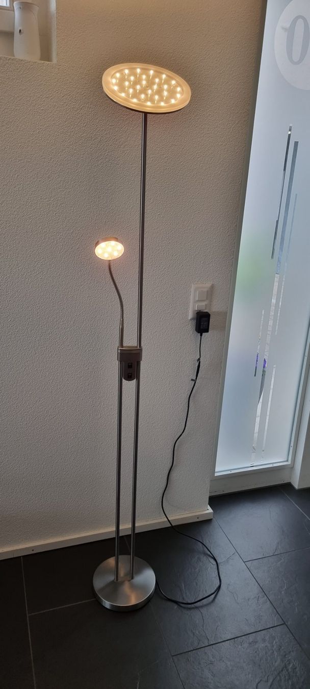 Lampade: LED Steh- / Leselampe – Usato da Würenlingen venduto da ludwig60 3