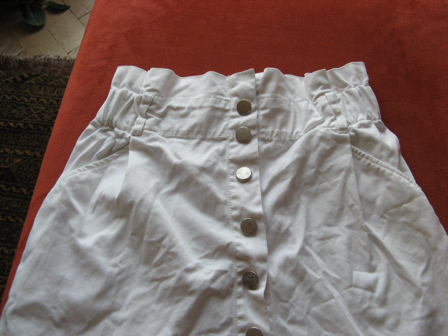 Zara Pantaloni: Weisser Rock Zara trf Collection Gr. M – Usato da Zürich venduto da apil 1