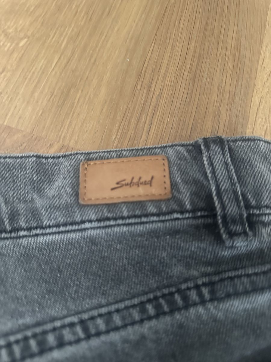 Jeans: Subdued Jeans, size 38, grey, low waist  – Usato da Thalwil venduto da CamilleG01 2