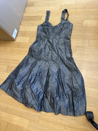 NILE Kostüm, Kleid und Jacke