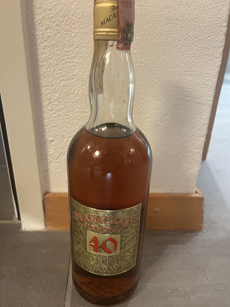 Macallan Bevande alcoliche: MACALLAN 40Year Gold Lebel – Nuovo e nell'imballaggio originale da Neerach venduto da fuz_8d7l 1