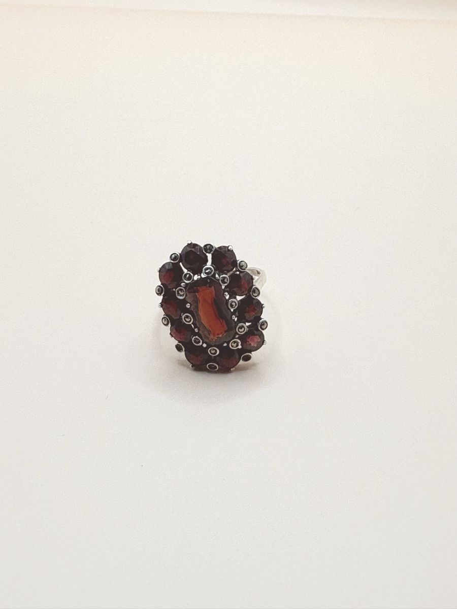 Ringe: Véritable bague ancienne en grenats argent – Gebraucht aus Moutier von Cfrne