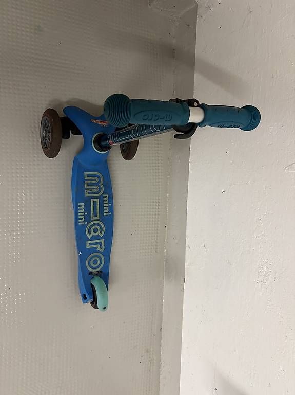 Micro Kickboard: Micro Mini Scooter plus Mobility Sitz mit O-Lenker – Gebraucht aus Reinach BL von Eddys 3
