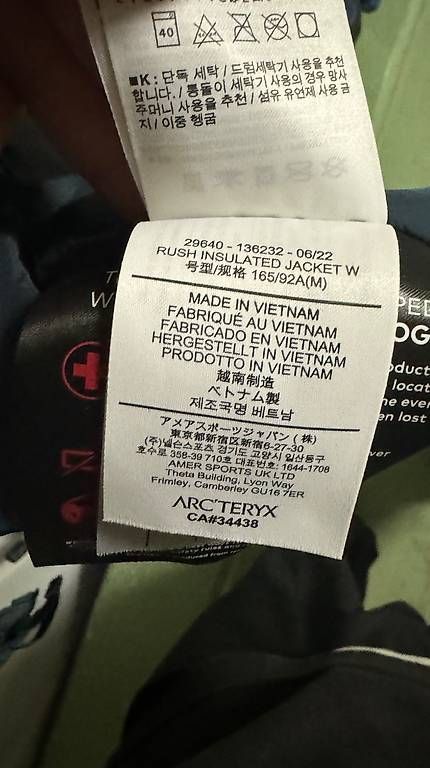 Vestes: ARCTERYX JACKE GORETEX – D'occasion à solothurn par googWIL 3