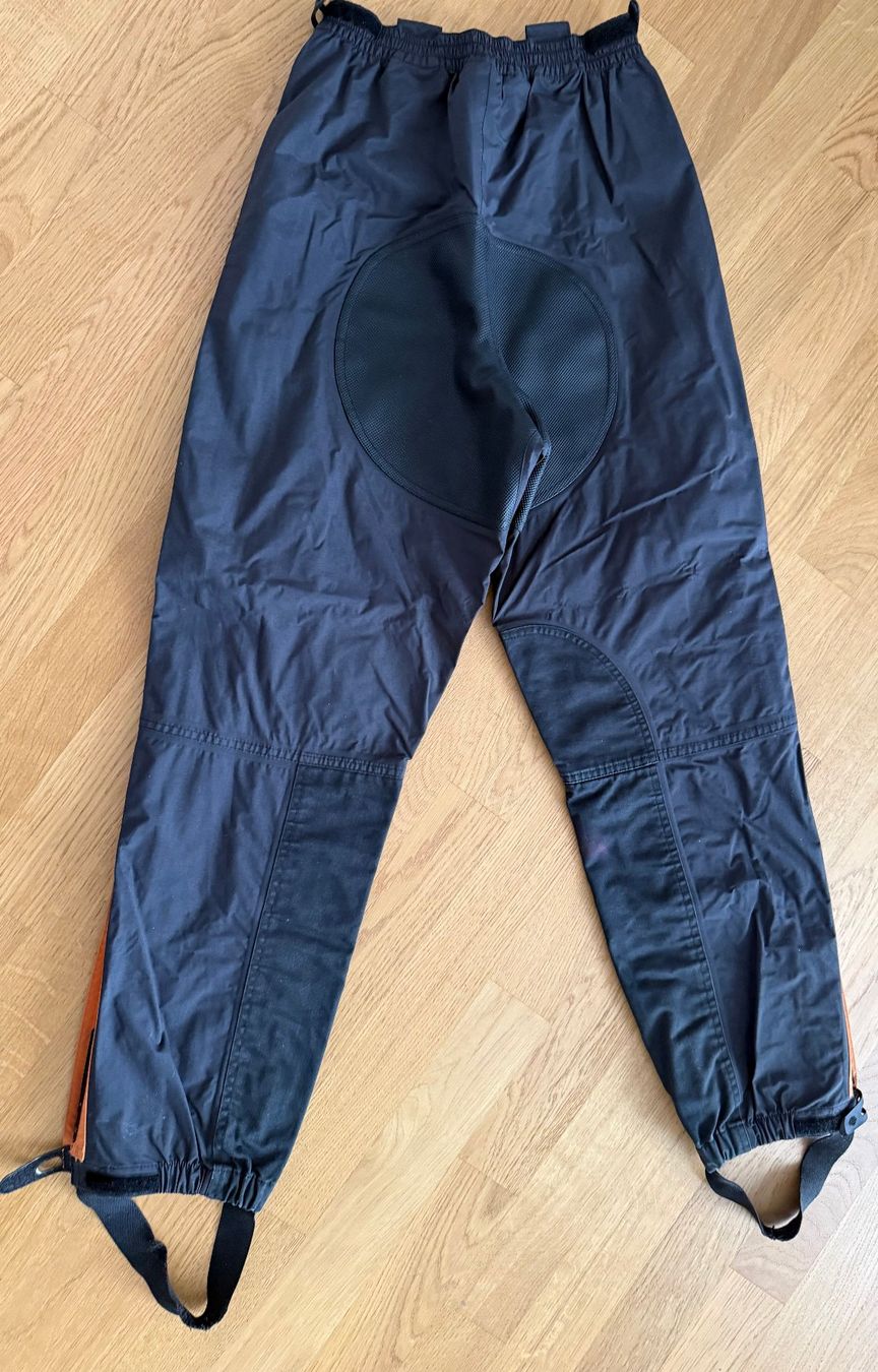 Harley-Davidson Hosen: Harley-Davidson-Damen-Regenhose Grösse M – Gebraucht aus Frauenkappelen von HDPerle 6
