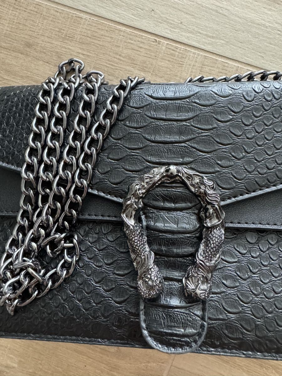 Taschen für Damen: schwarze Handtasche – Gebraucht aus Wallisellen von mel.sinta 4