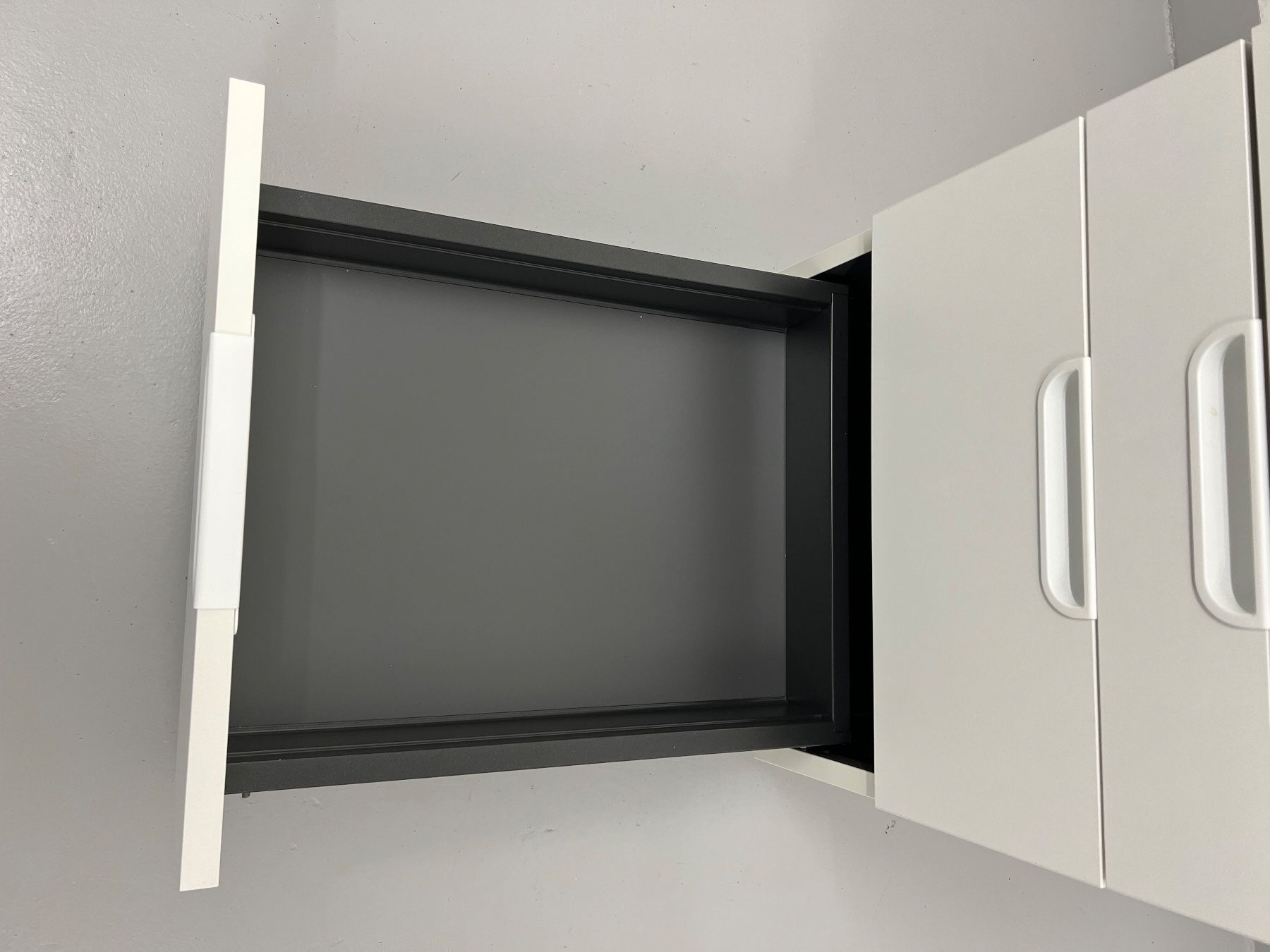 Ikea Banconi: IKEA Korpus mit 3 Schubladen, weiss – Usato da Zürich venduto da Naama 4