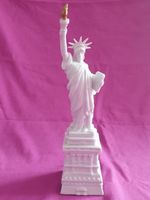 Freiheit Statue mit Gold Fackel