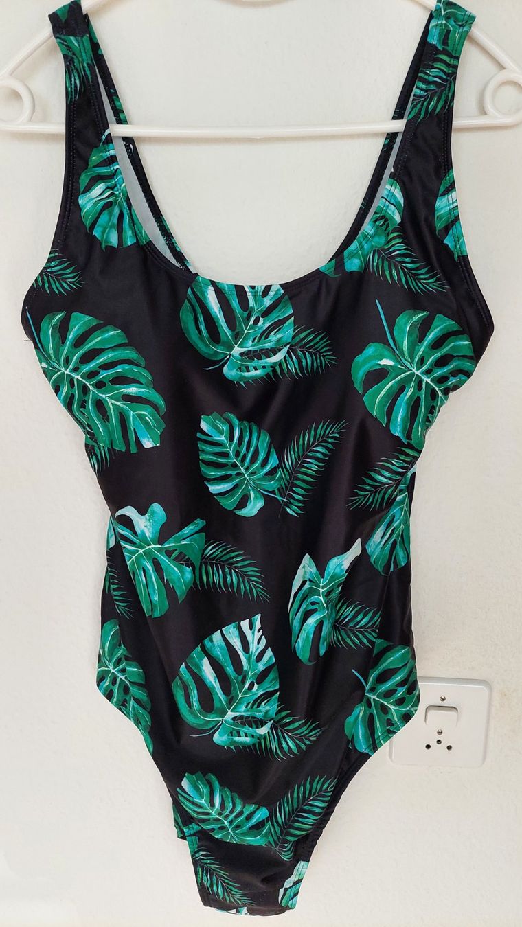 Costumi da bagno & Bikini: Neuer Badeanzug einteilig - Grösse XXL / 44 / 46 – Nuovo (secondo la descrizione) da Oberwil BL venduto da Hunajakakku 1