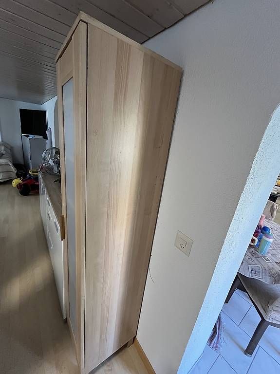 Armadi: Schrank  – Usato da Rüti ZH venduto da zuu_b9y9 3