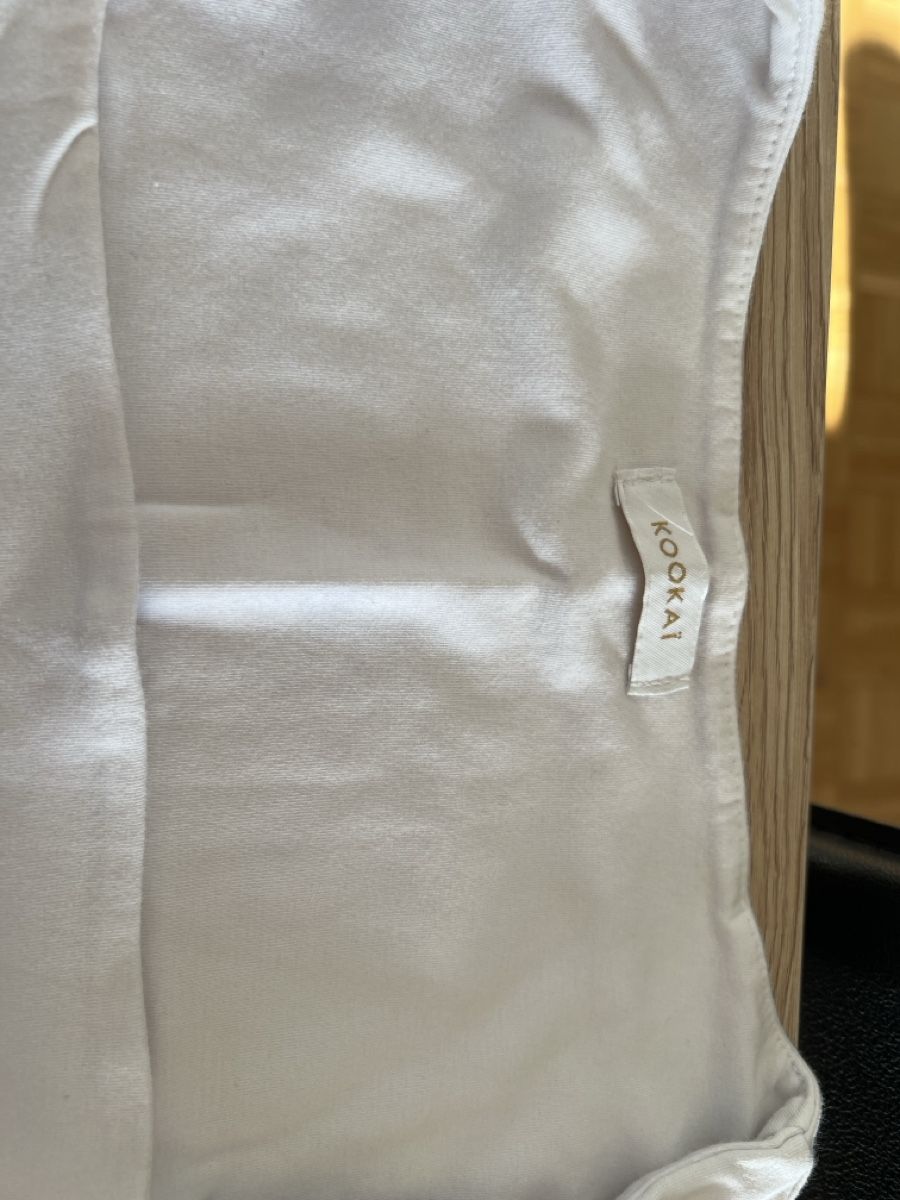 Kookai Lotti di vestiti: Ensemble élégant jupe et 2 top, taille 38, parfait! – Usato da La Chaux-de-Fonds venduto da GabrielaKlein 3