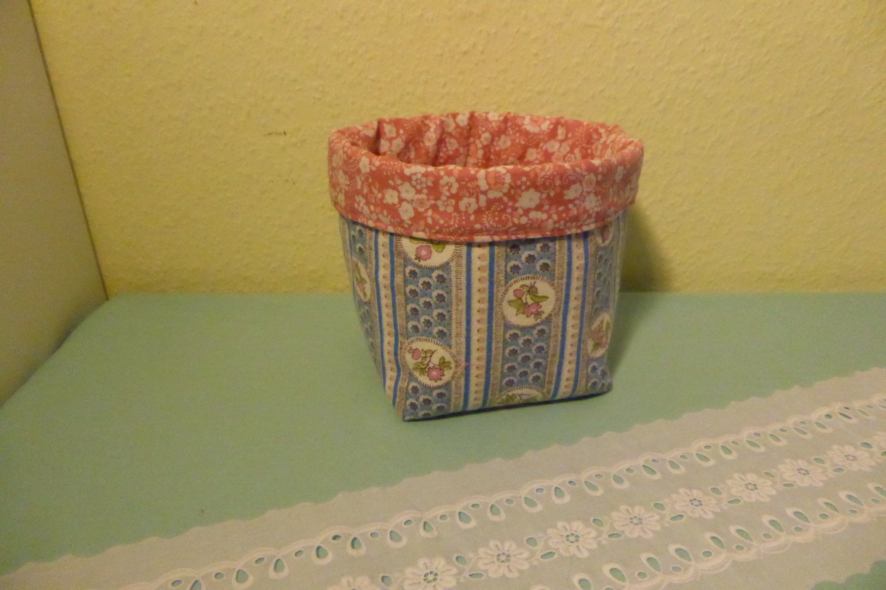 Altro per la casa: Patchwork Unikat - Utensilo - Stoffkörbchen - Organizer, neu – Nuovo (secondo la descrizione) da Brunnadern venduto da pinkfaden