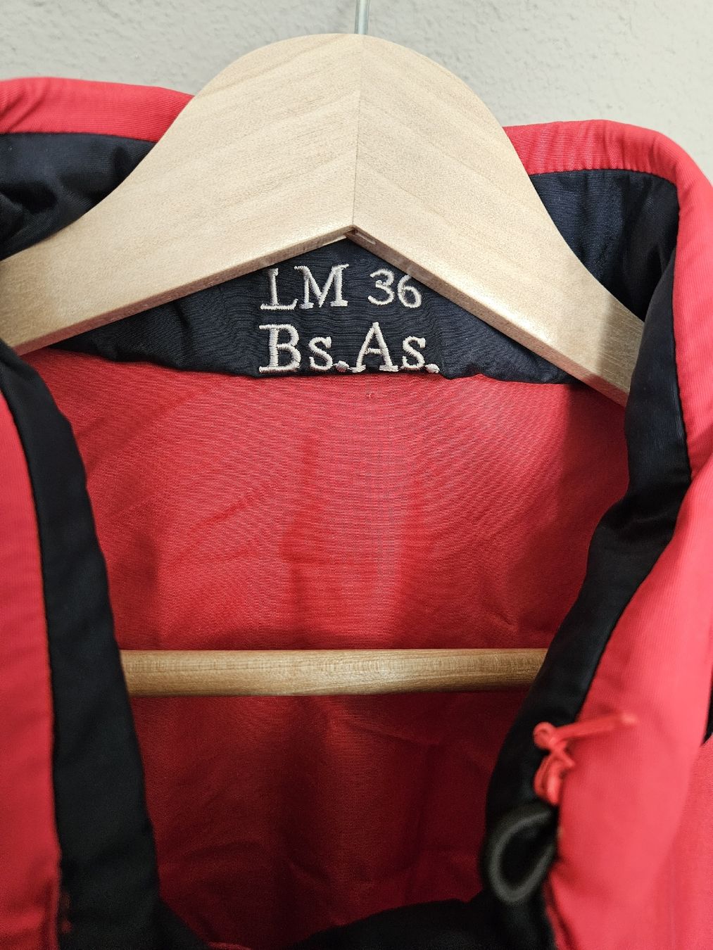La Martina Giacche: La Martina Jacke Übergangsjacke rot  – Usato da Eschenbach SG venduto da MarThu 2