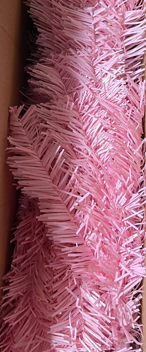 Alle Dekorationen: Künstlicher Weihnachtsbaum 150cm, rosa – Neu und originalverpackt aus Basel von Seifehuesli 1