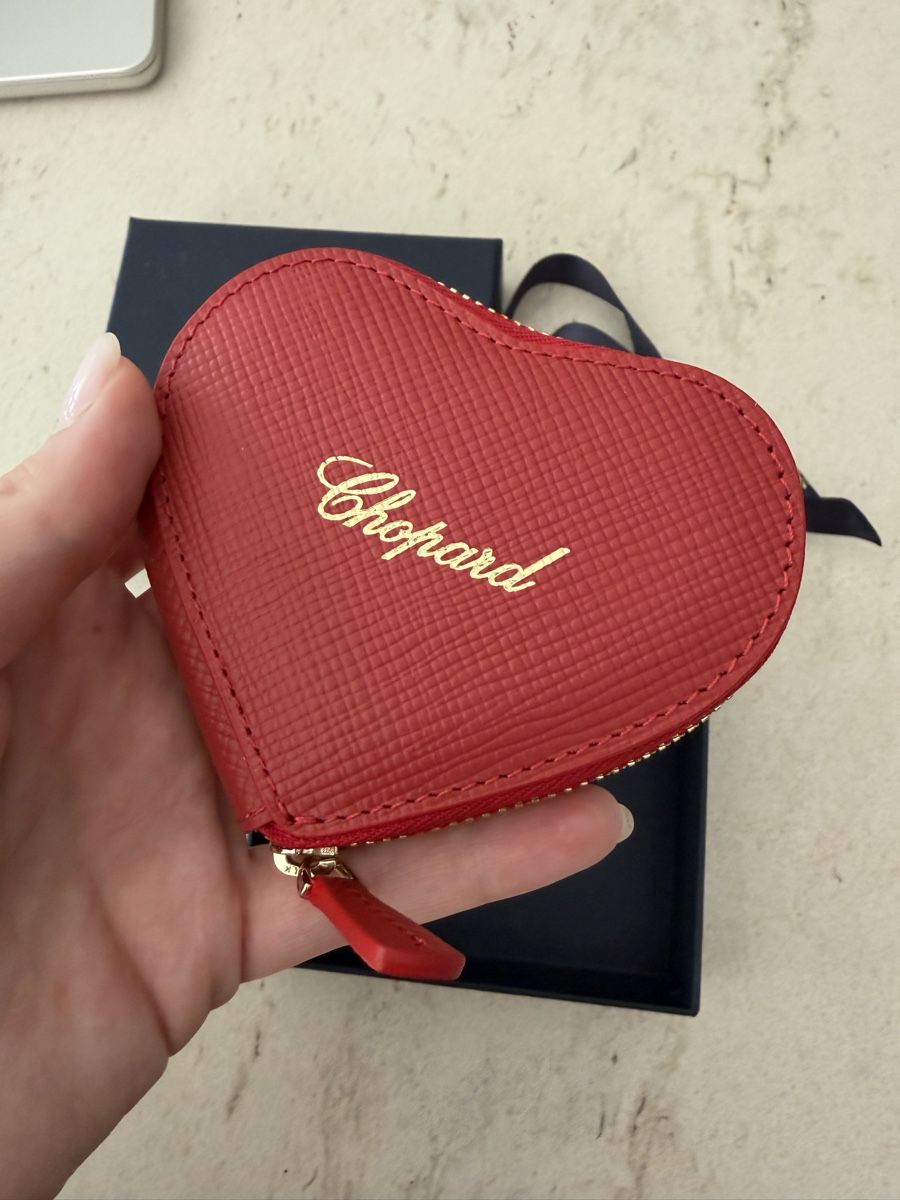 Chopard Portamonete: Chopard Red Heart Coin Purse with Box – Nuovo e nell'imballaggio originale da Zürich venduto da Pandainlondon 1