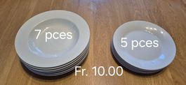 Lot de 12 assiettes 