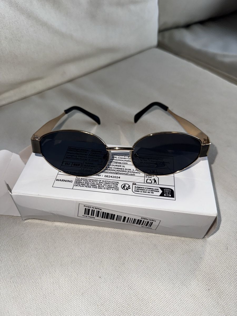 Occhiali & Lenti: Sonnenbrille – Difettoso da Zürich venduto da Bojana 1