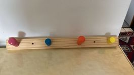 2 appendiabiti in legno colorato
