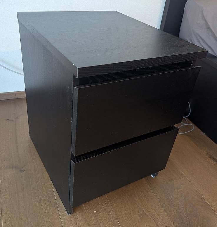 Ikea Comodini: IKEA MALMO Nachttisch (2 Stück) – Usato da Adliswil venduto da MarkSzcz 1