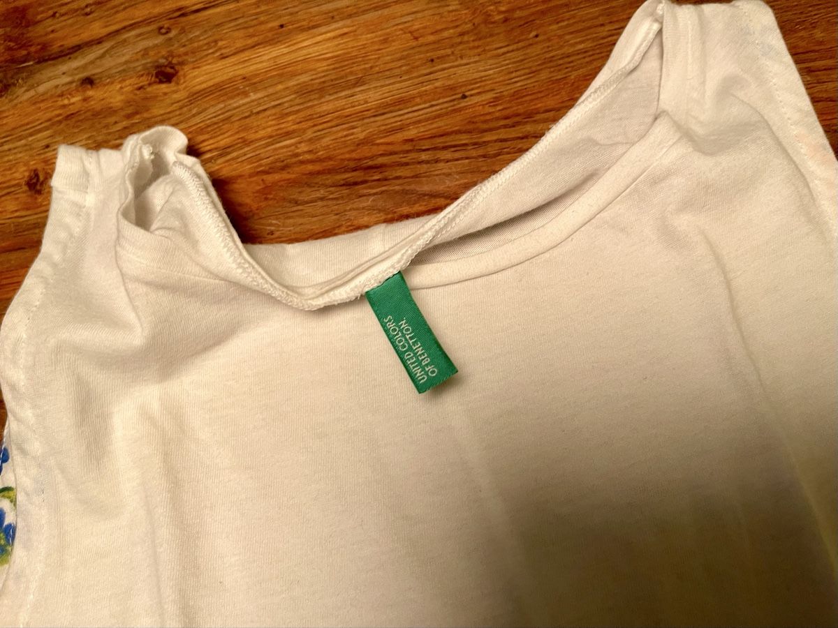 Benetton Camicette, T-shirt & Top: schönes Top von Benetton Gr. 160 – Usato da Buchrain venduto da Sunny026 2